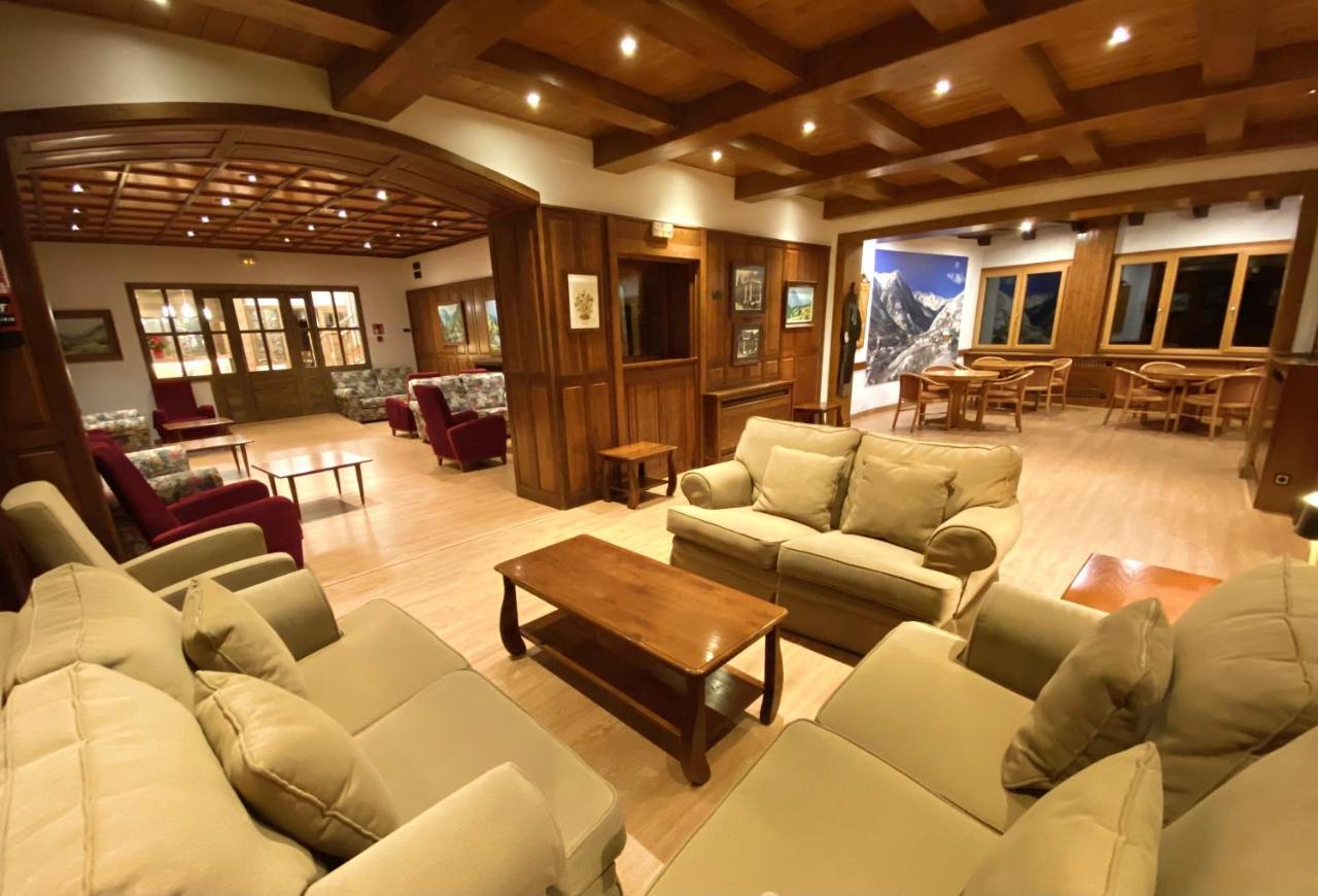 Hotel Lacreu Salardú Εξωτερικό φωτογραφία