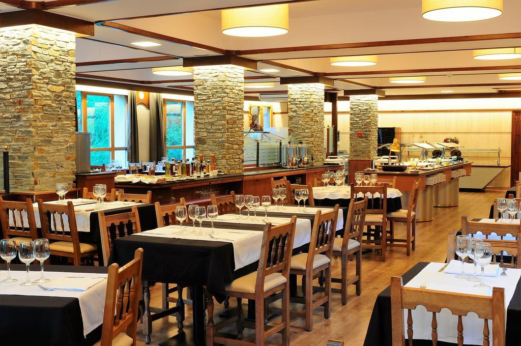 Hotel Lacreu Salardú Εξωτερικό φωτογραφία