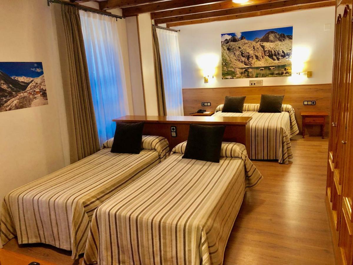 Hotel Lacreu Salardú Εξωτερικό φωτογραφία